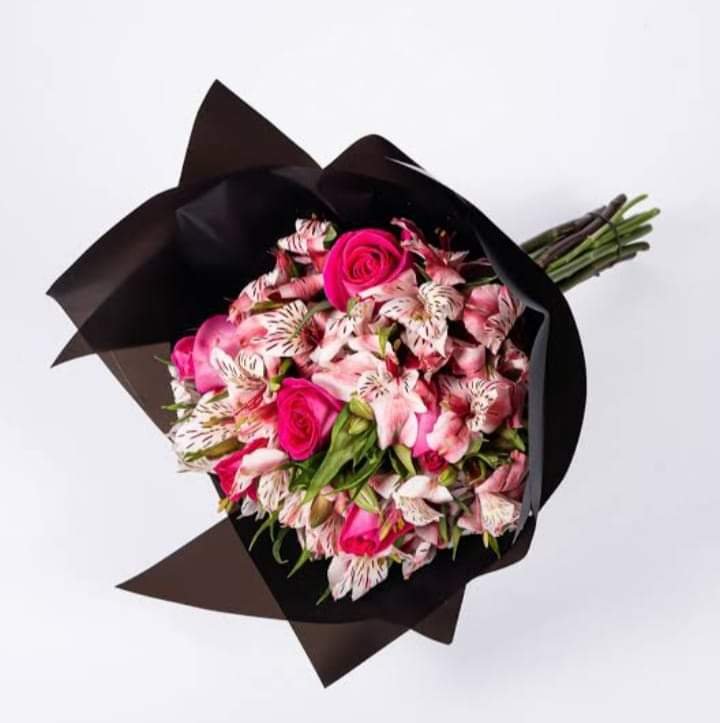 Bouquet de Rosas y Astromelias | Flores Bellas